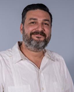Alejandro Esteban Fitzmaurice Cahluni