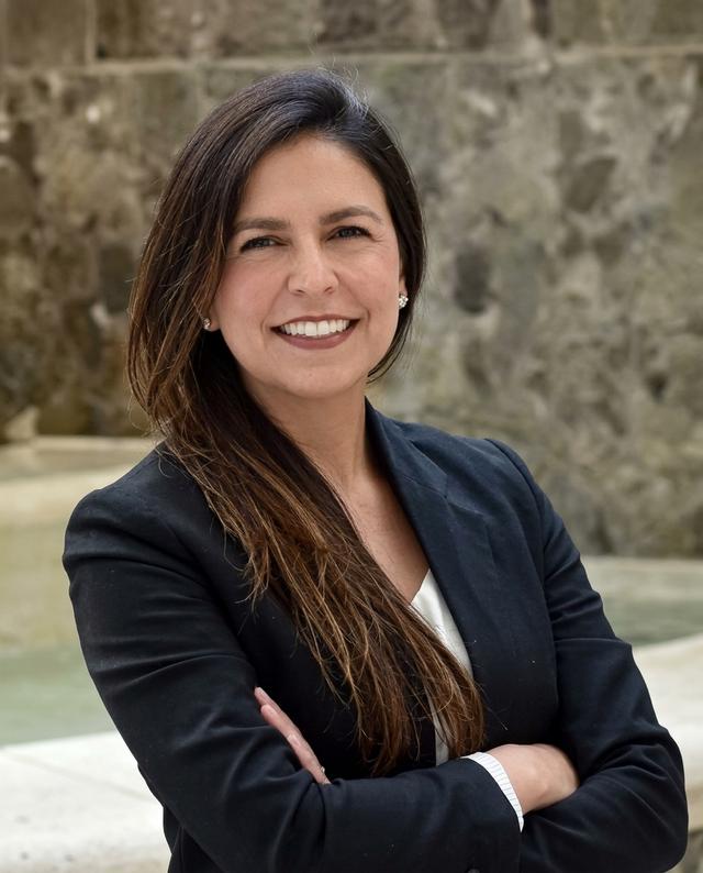 Angela Maria Reyes