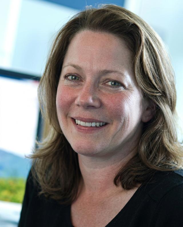 Dr Catriona Bell