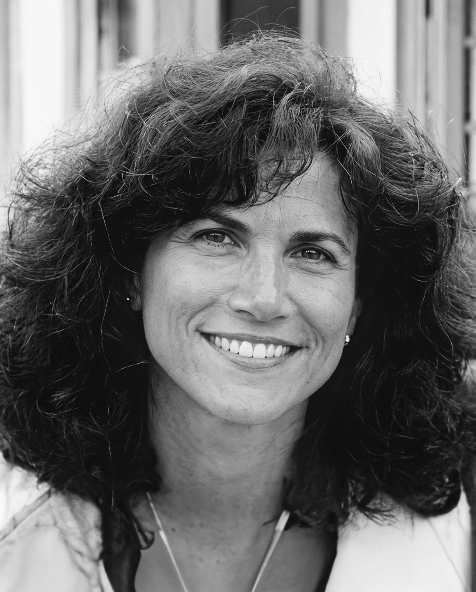 Suzanne Sarfaty